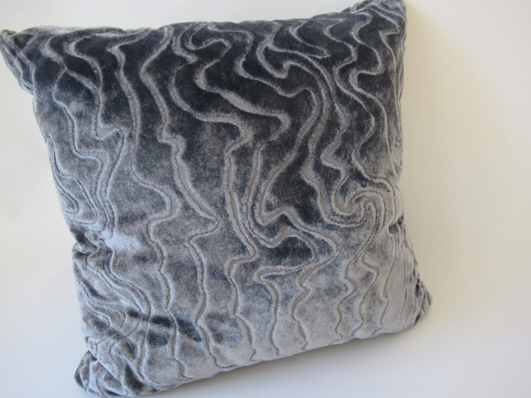 Flowing Midnight Woven Crushed Velvet Pillow