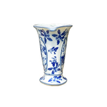 Load image into Gallery viewer, Blue and White Oval Cachepot

